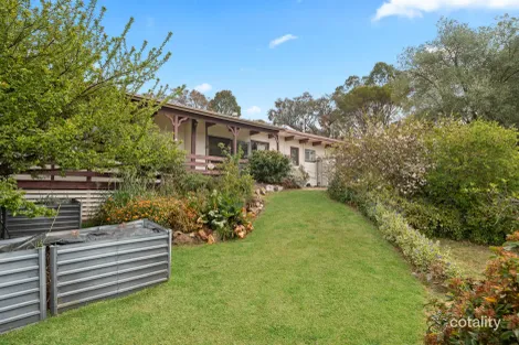 17 SLOCOMBE ST, GOULBURN, NSW 2580