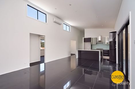 Property photo of 25 Wigeon Chase Cameron Park NSW 2285