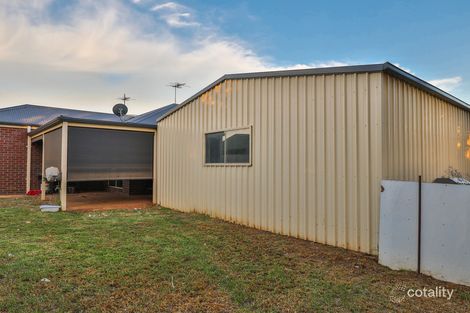 Property photo of 2 Fiona Drive Gol Gol NSW 2738