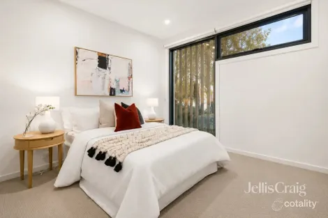 Property photo of 45 Ironbark Crescent Ivanhoe VIC 3079