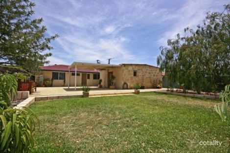 Property photo of 8 Glenside Crescent Craigie WA 6025