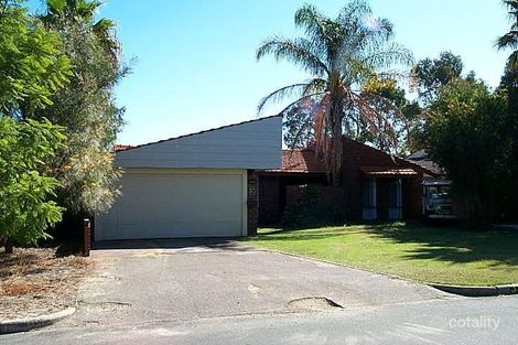 Property photo of 33 Padbury Way Eden Hill WA 6054