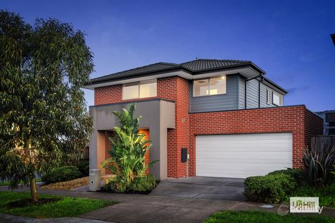 Property photo of 23 Elmtree Crescent Clyde North VIC 3978