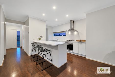 Property photo of 23 Elmtree Crescent Clyde North VIC 3978