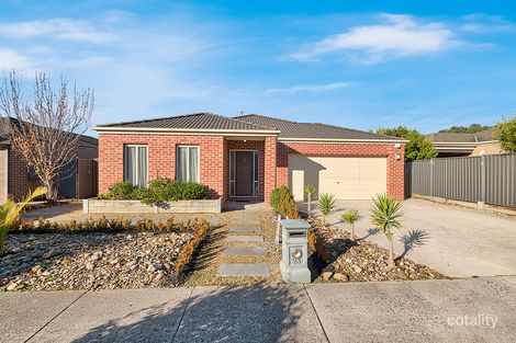 Property photo of 23 Perry Circuit Cranbourne North VIC 3977