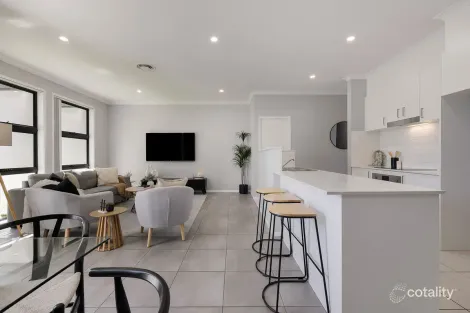Property photo of 10/10 Helpmann Street Bonython ACT 2905