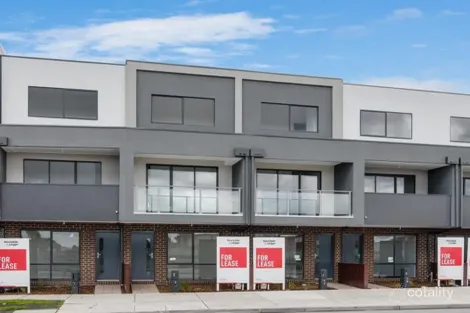 4/1 Village Way, Pakenham, VIC 3810