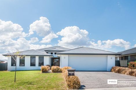 Property photo of 13 Shiraz Road North Tamworth NSW 2340