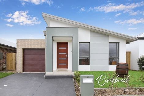 Property photo of 13 Stonehaven Way Catherine Field NSW 2557