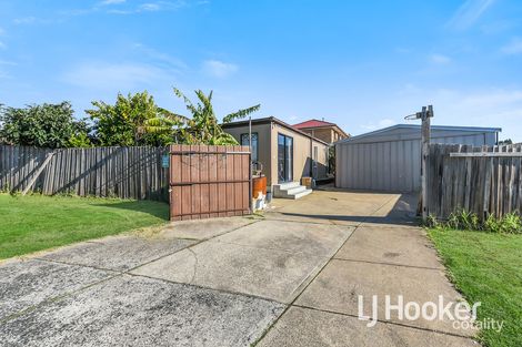 Property photo of 17 Simon Court Hampton Park VIC 3976