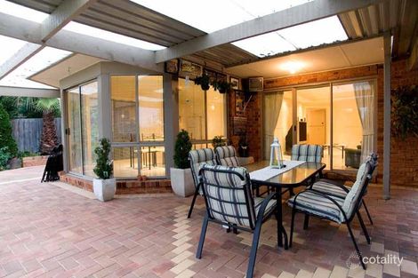 Property photo of 17 Manna Way Mill Park VIC 3082