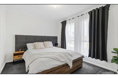 Property photo of 36 Broadwater Place Blakeview SA 5114
