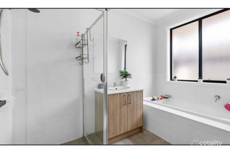 Property photo of 36 Broadwater Place Blakeview SA 5114