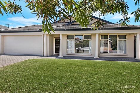 4 Carnarvon Ave, Glenelg North, SA 5045