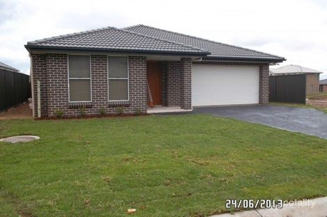 70 Discovery Cct, Gregory Hills, NSW 2557