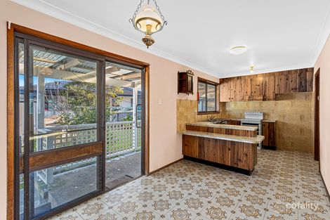 12 Thomas St, Lake Illawarra, NSW 2528