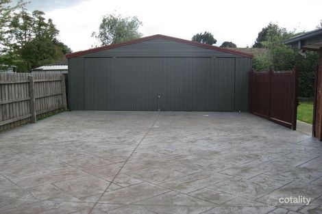 Property photo of 9 Pinnacle Place Berwick VIC 3806