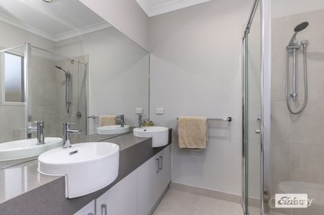 Property photo of 2/116A Harley Street Strathdale VIC 3550
