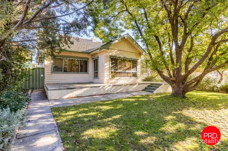 6 COOK ST, SPRING GULLY, VIC 3550