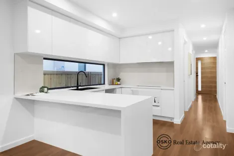 Property photo of 75 Castello Drive Deanside VIC 3336