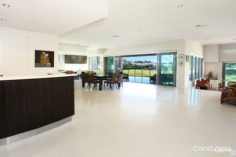 Property photo of 2025 The Boulevarde Benowa QLD 4217