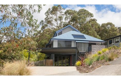 Property photo of 32 Valley Street West Hobart TAS 7000