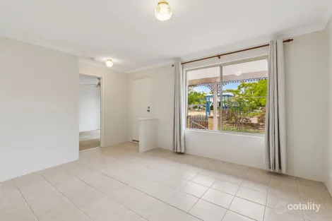 Property photo of 10 Springbrook Drive Ellenbrook WA 6069