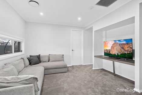 Property photo of 1 Bartlett Crescent Calderwood NSW 2527