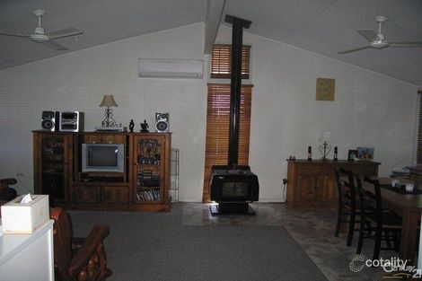 Property photo of 27 Hunter Street Blackwater QLD 4717