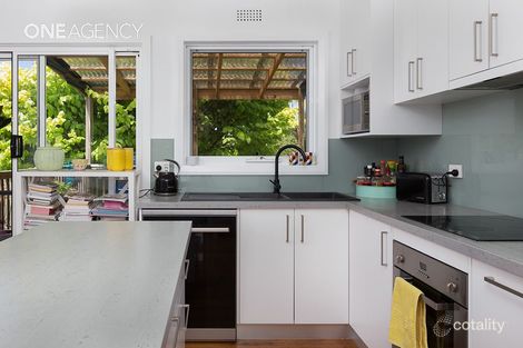 Property photo of 32 Lyons Street Somerset TAS 7322