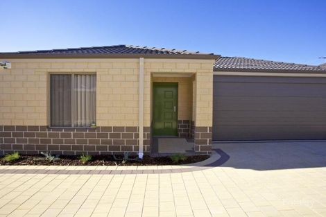 30b Medhurst Cres, Nollamara, WA 6061