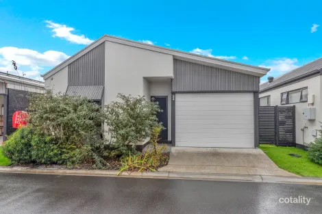 34/34 Mcmullen Rd, Officer, VIC 3809