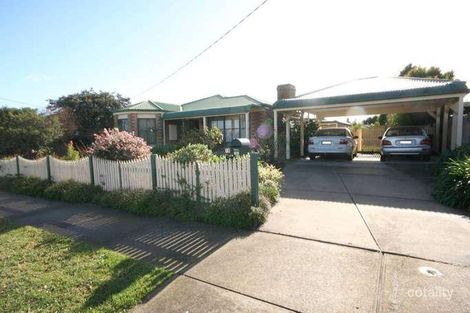 15 Navarre Dr, Cranbourne West, VIC 3977