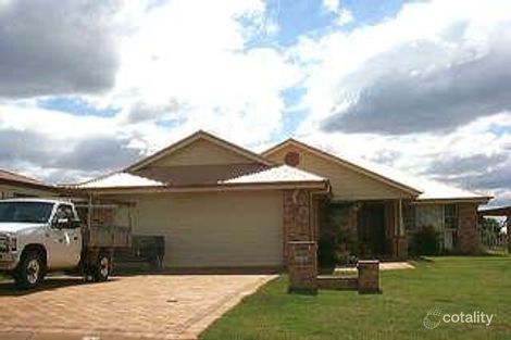 19 Strohfeldt St, Middle Ridge, QLD 4350