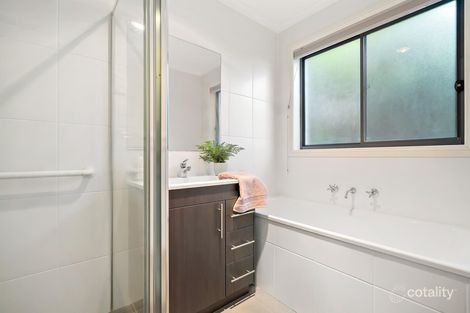 Property photo of 19 Donald Horne Circuit Franklin ACT 2913