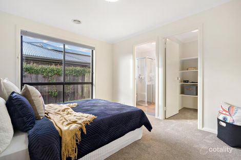 Property photo of 19 Donald Horne Circuit Franklin ACT 2913