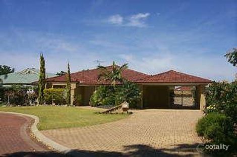 28 Tourmaline Gdns, Forrestfield, WA 6058