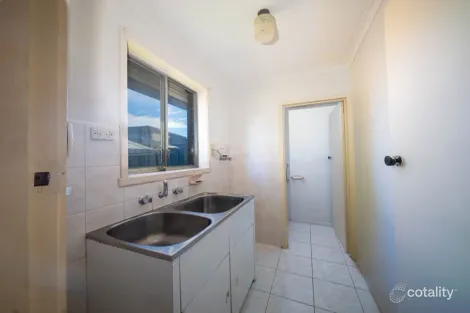 Property photo of 3 Mont Albert Drive Campbellfield VIC 3061