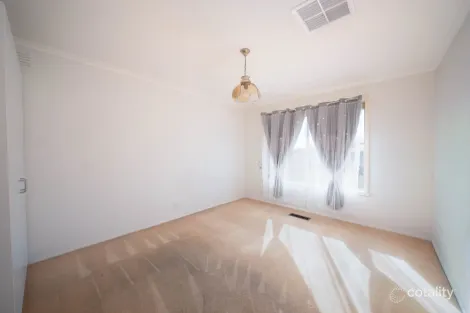 Property photo of 3 Mont Albert Drive Campbellfield VIC 3061