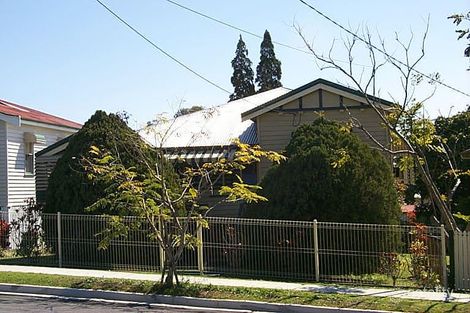 Property photo of 28 Uxbridge Street Grange QLD 4051