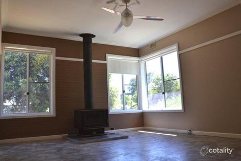 Property photo of 27 Mountain Avenue Mount Beauty VIC 3699