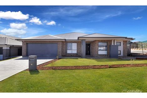 12 Lawrence St, Oran Park, NSW 2570