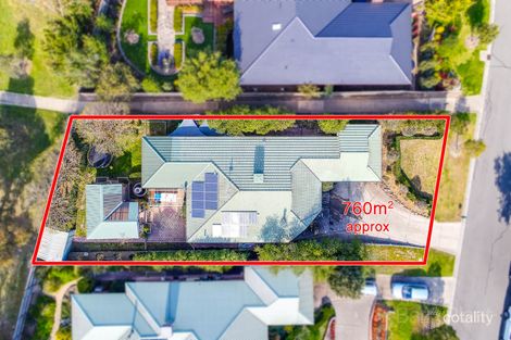 Property photo of 36 Olive Grove Sunbury VIC 3429