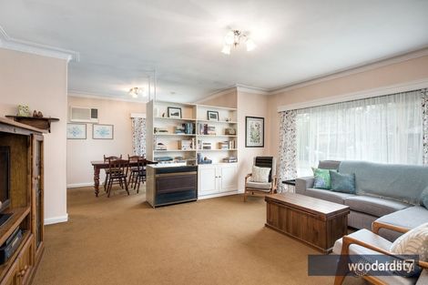 Property photo of 24 Coomleigh Avenue Glen Waverley VIC 3150