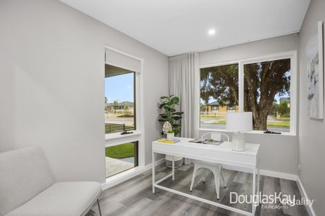 Property photo of 14 Booral Drive Sunshine West VIC 3020