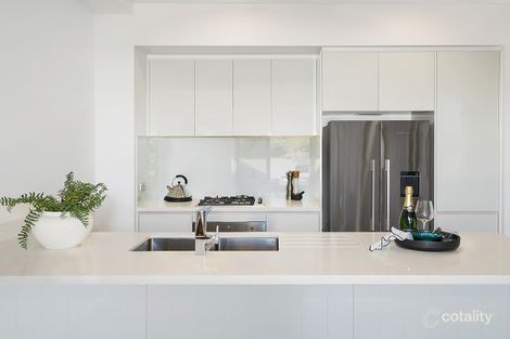 Property photo of 576/16 Oaks Avenue Dee Why NSW 2099