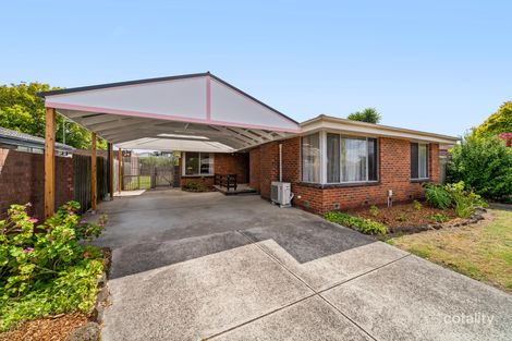 9 Nambour Rd, Keysborough, VIC 3173