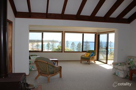 Property photo of 27 High Street Black Head NSW 2430