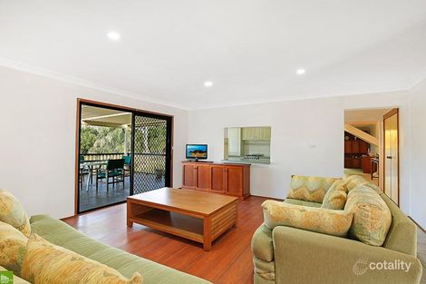 1 Coral Cres, Unanderra, NSW 2526
