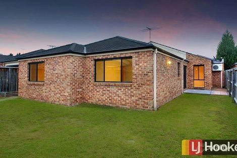 Property photo of 3 Gilpin Place Plumpton NSW 2761